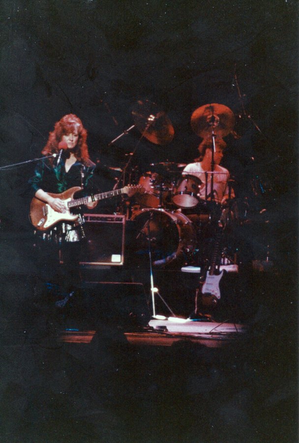 Bonnie Raitt in concert
